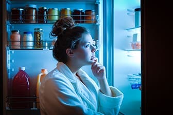 Does Eating Late Cause Weight Gain?